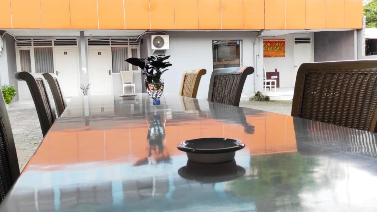 Ratu Guesthouse Sleman  Exterior photo
