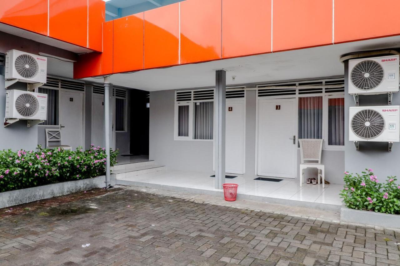 Ratu Guesthouse Sleman  Exterior photo