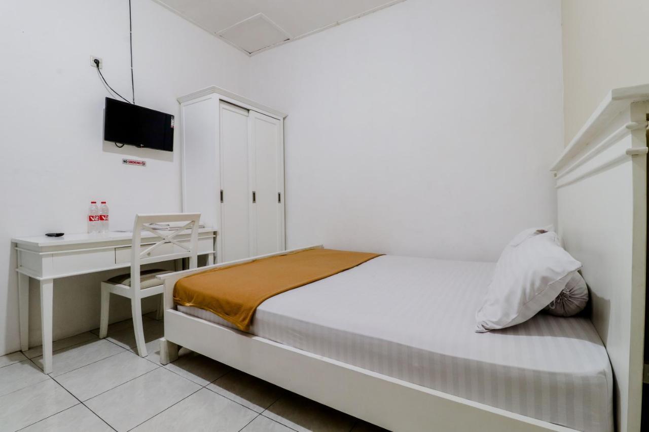 Ratu Guesthouse Sleman  Exterior photo